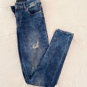 Acid wash high rise legging jeans